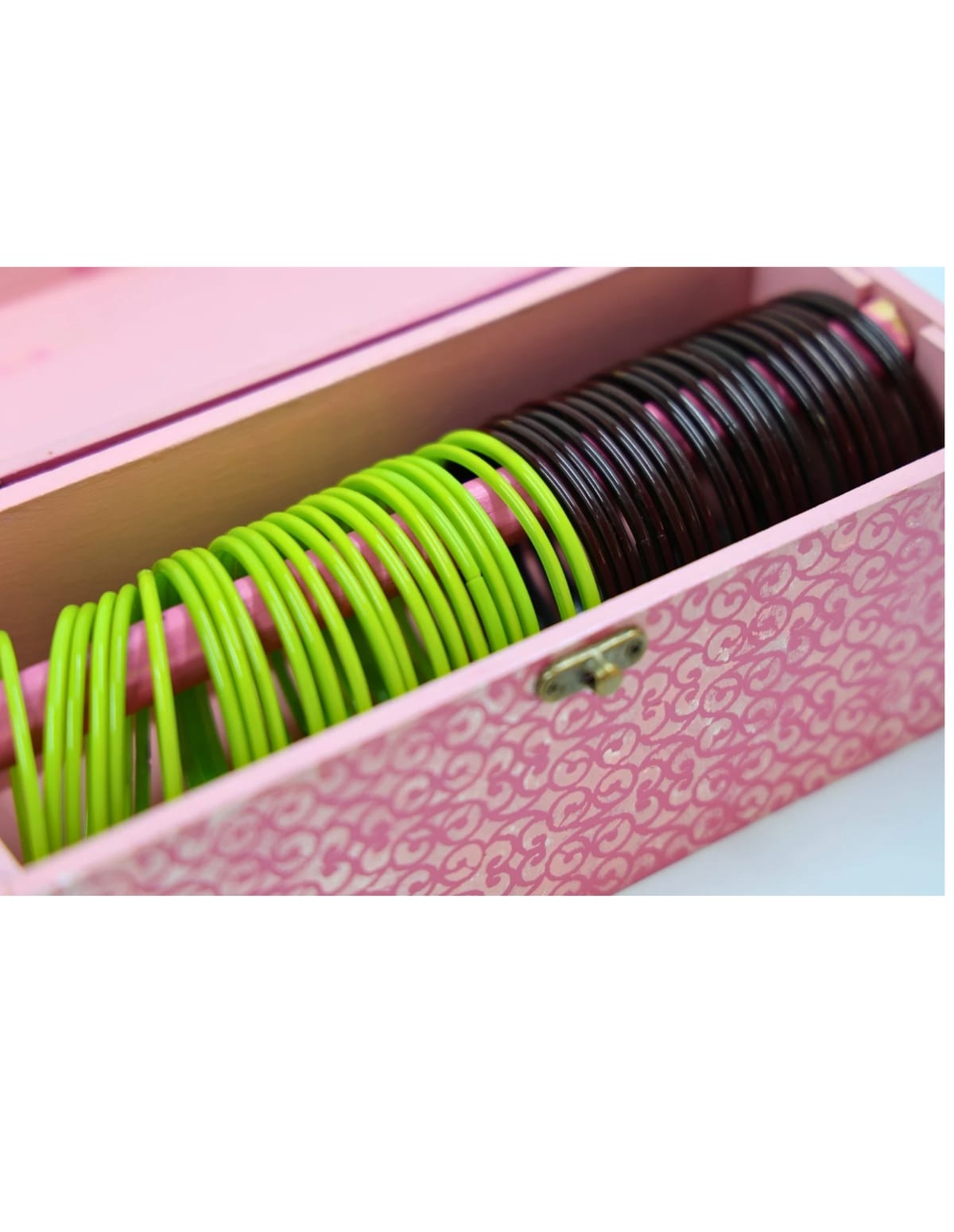 The Rose Garden Bangle Caddy