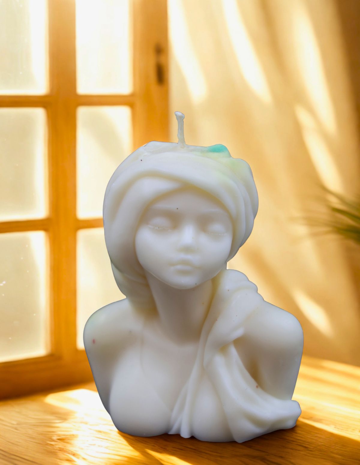 Ethereal Muse Sculpture Candle